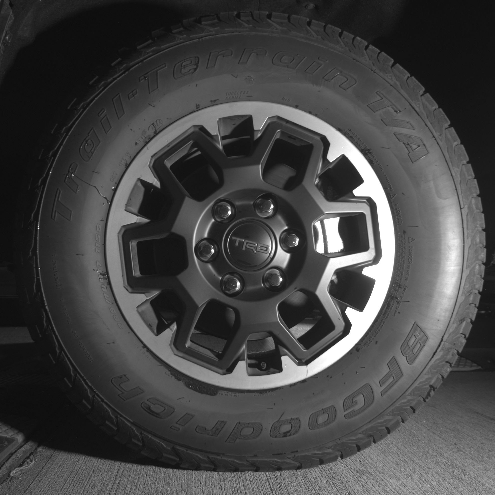 Thumbnail: 2025 Toyota Tacoma - 11