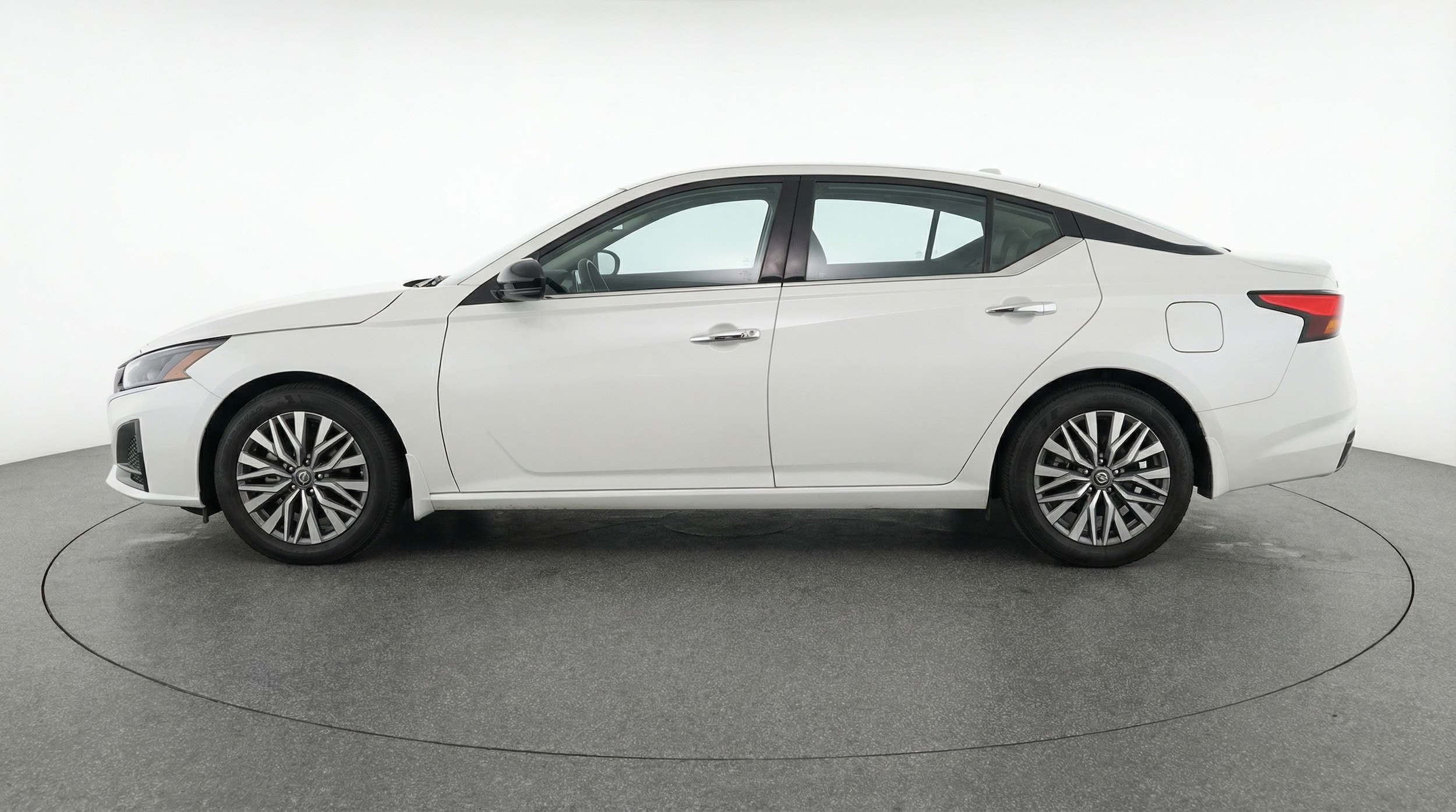 Thumbnail: 2025 Nissan Altima - 4