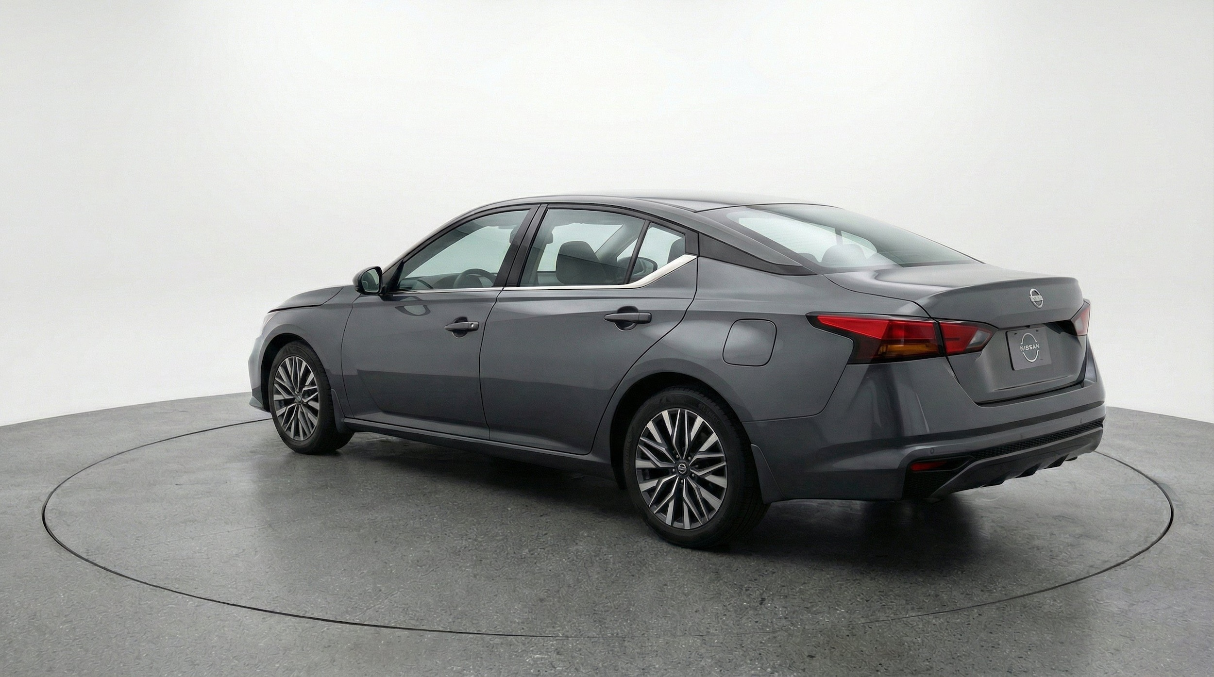 Thumbnail: 2025 Nissan Altima - 5