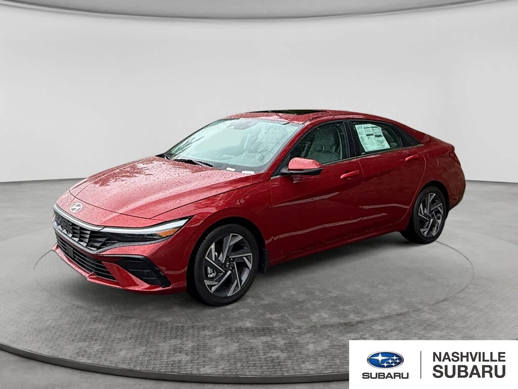 Used 2025 Hyundai Elantra Limited IVT