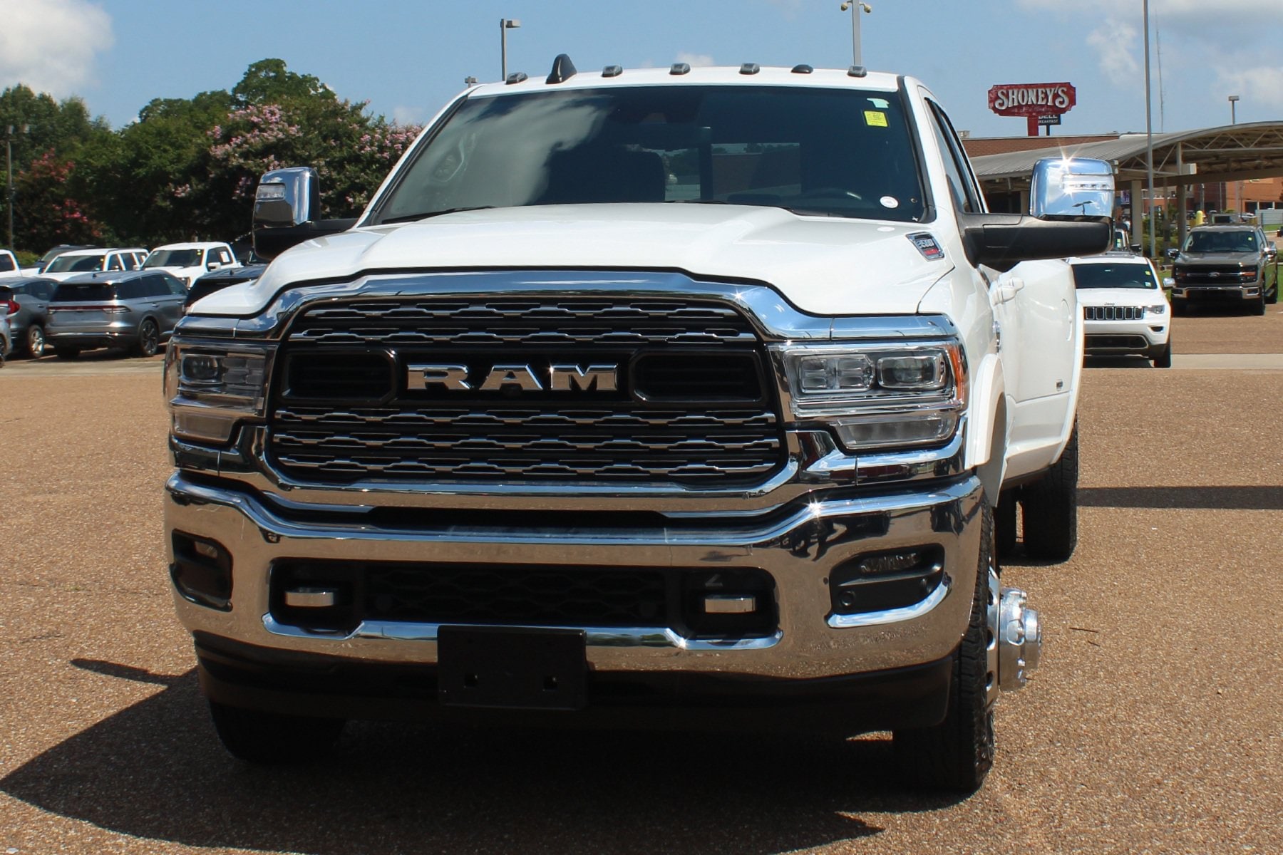 2024 RAM 3500 Limited 4X4 Crew Cab LWB's photo