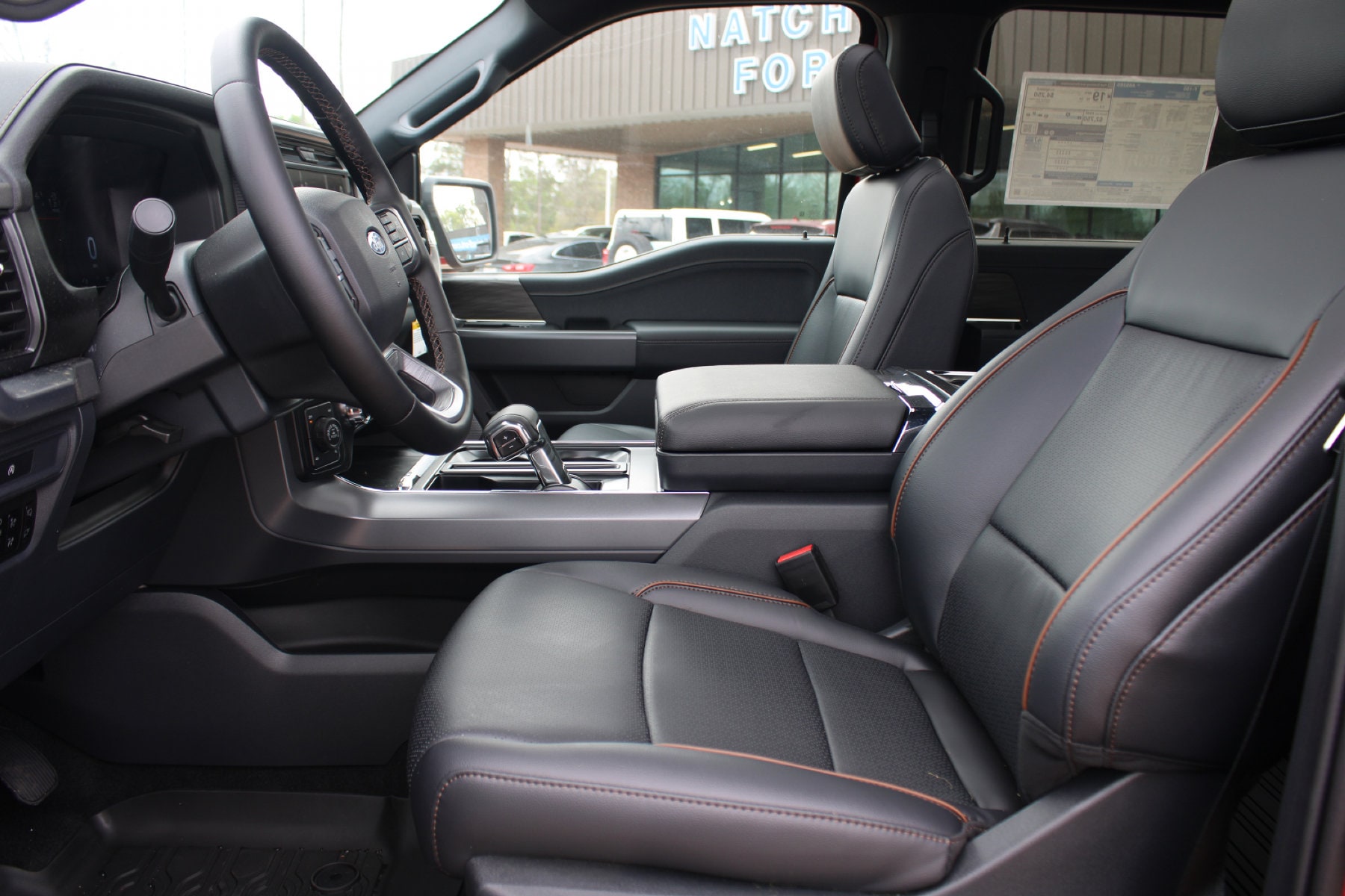 2025 Ford F-150 Lariat - Photo 18