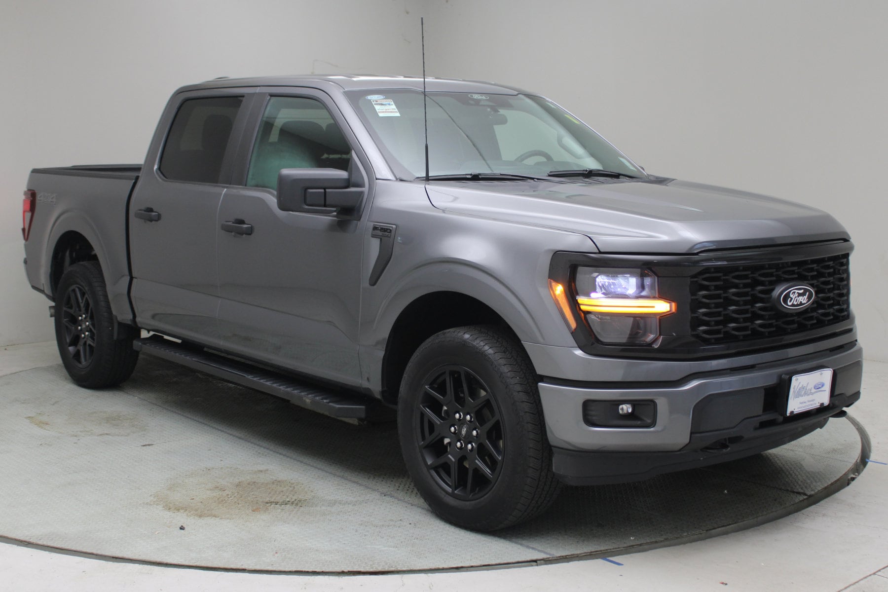 2025 Ford F-150 STX 4x4 SuperCrew 5-1/2 Box's photo
