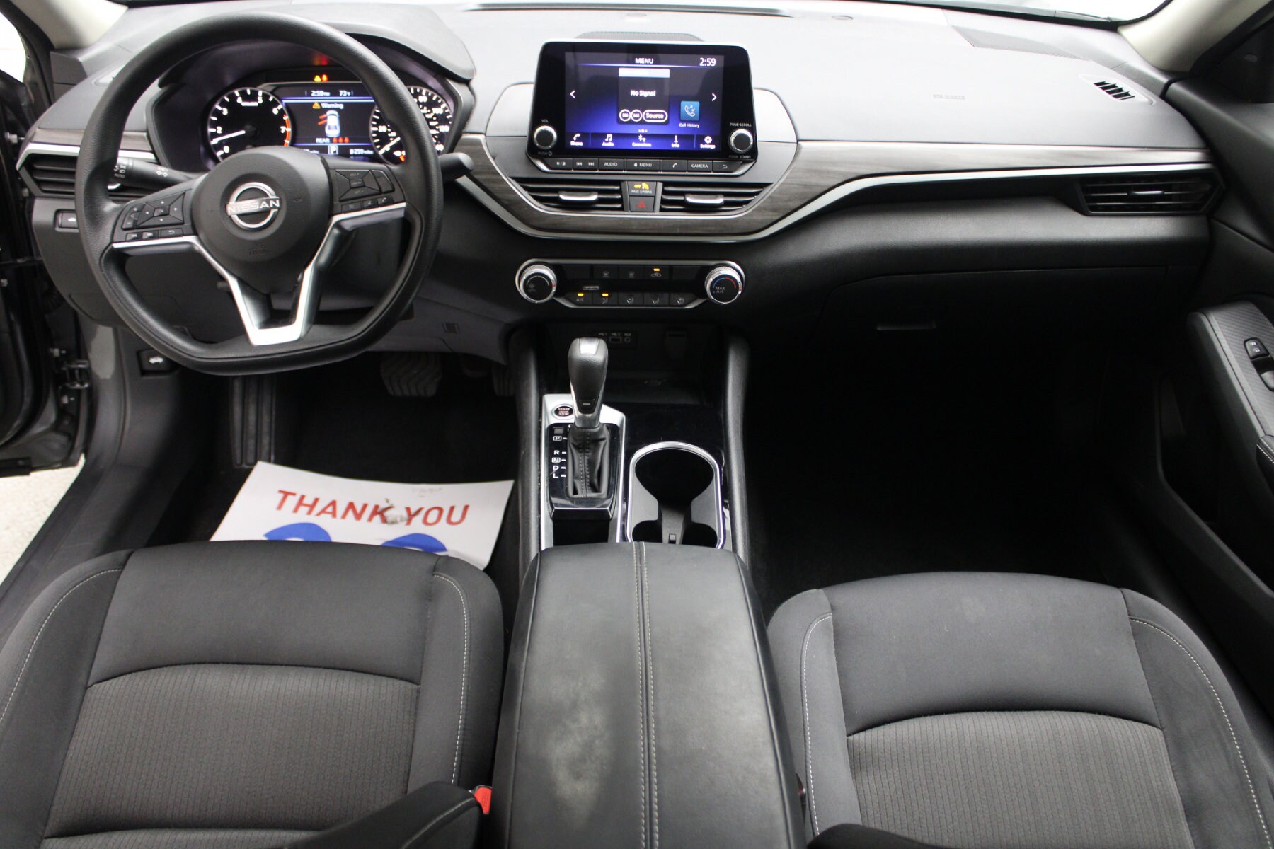 2024 Nissan Altima 2.5 SV photo 2