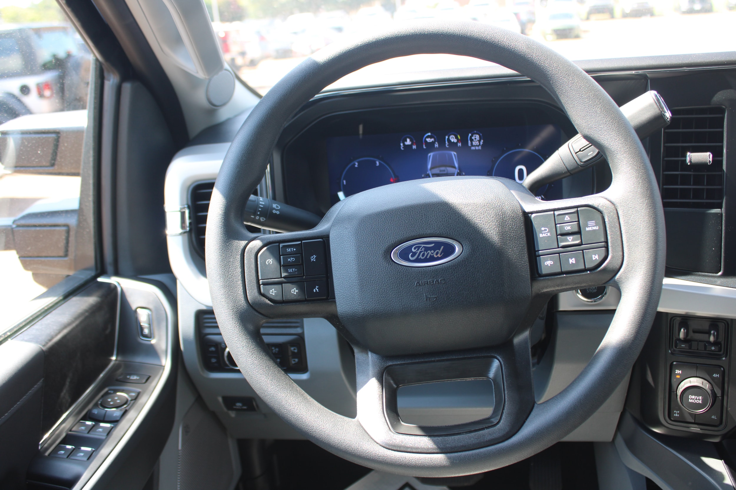 2026 Ford F-250 Super Duty XLT - Photo 8
