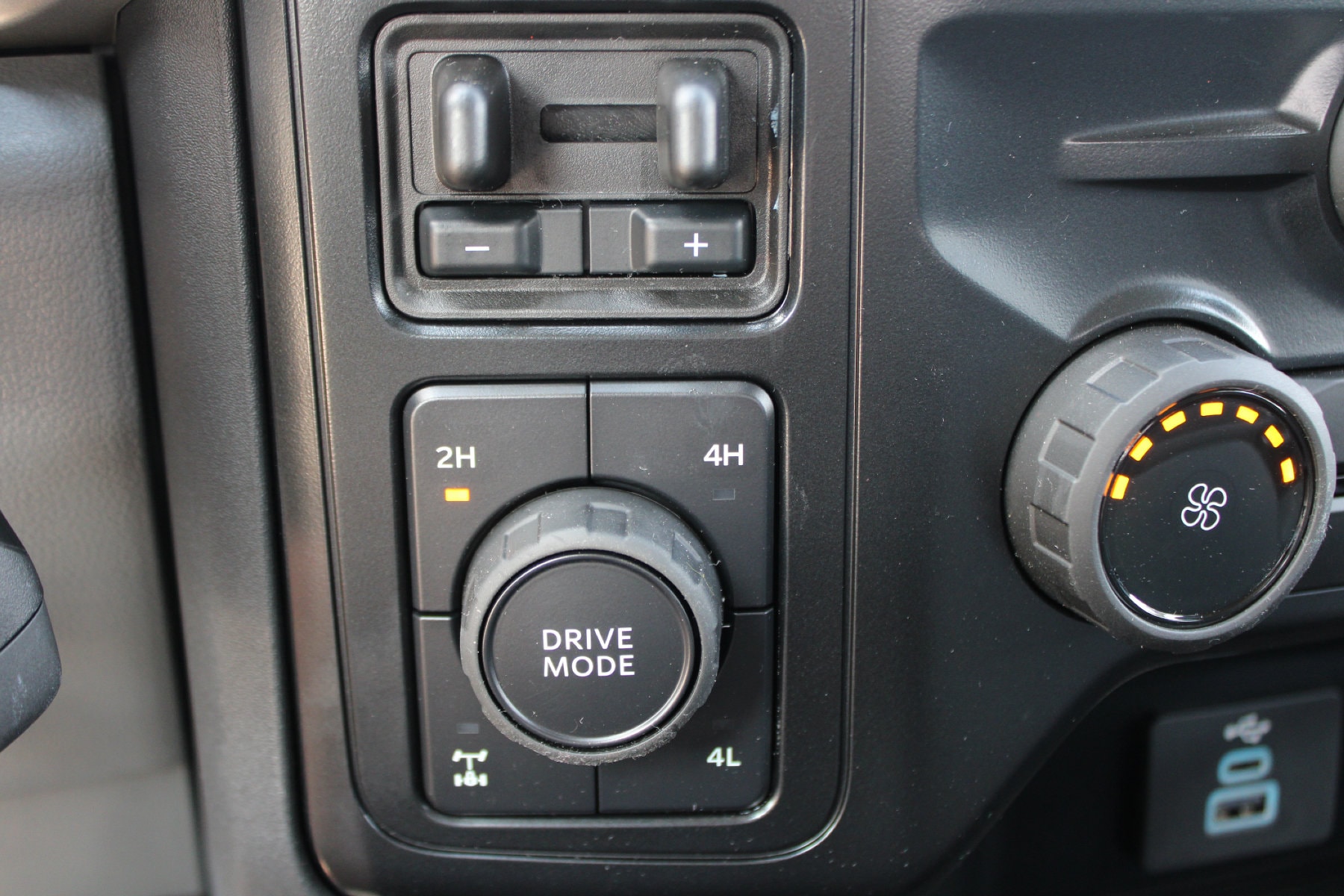 2026 Ford F-250 Super Duty XL - Photo 10