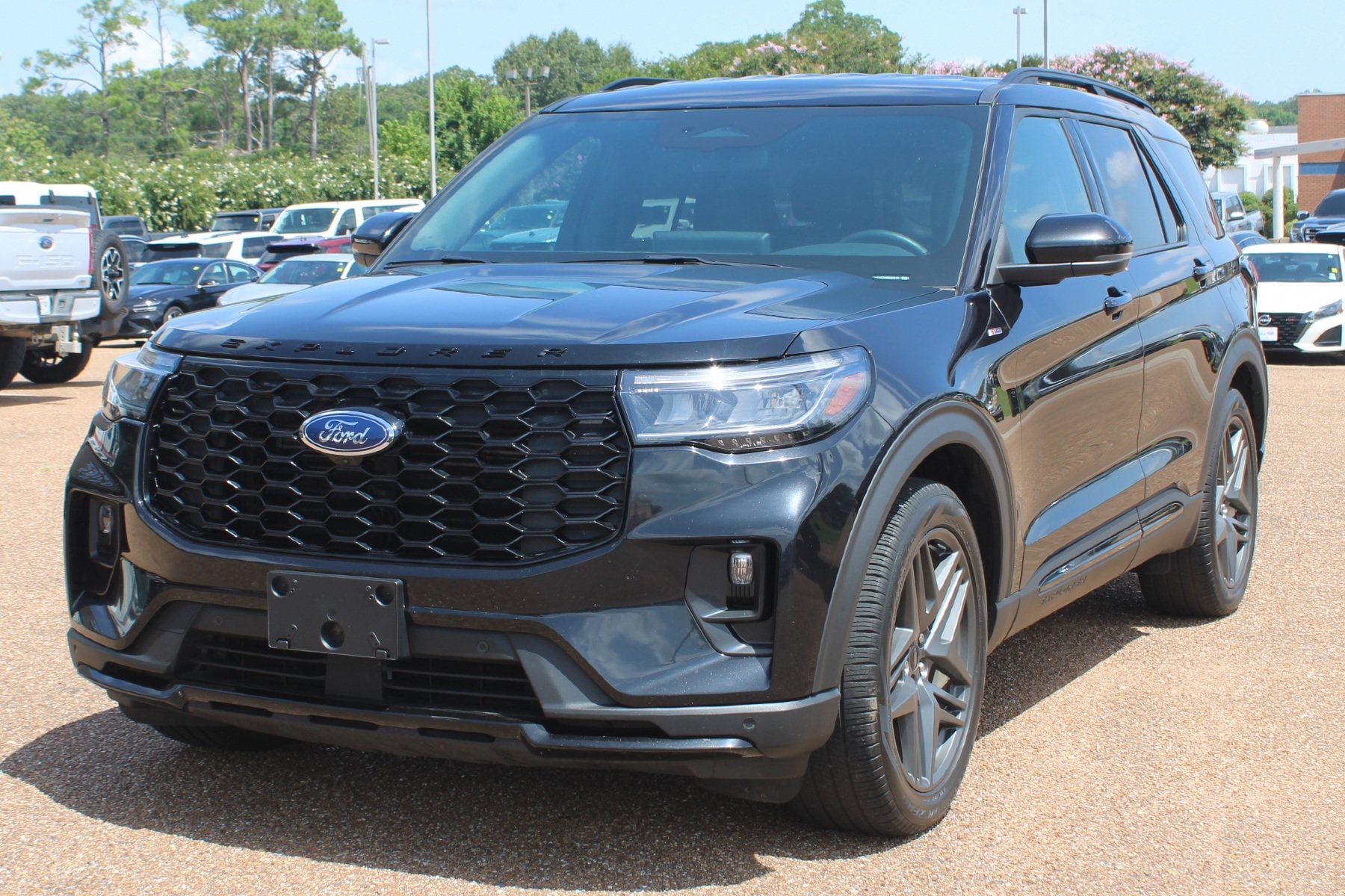2025 Ford Explorer ST-LINE RWD (PL535)'s photo