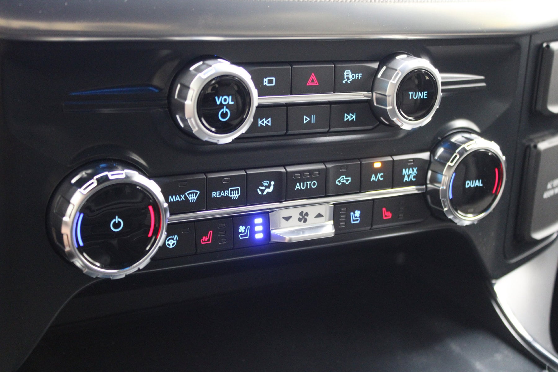 2025 Ford F-150 Lariat - Photo 15
