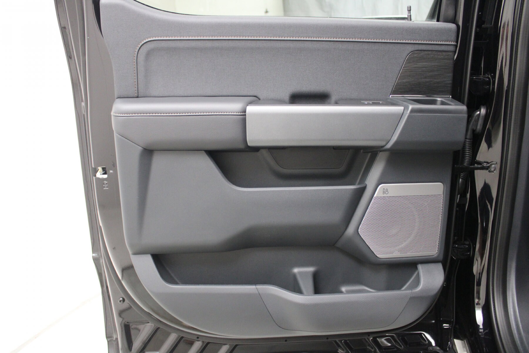 2025 Ford F-150 Lariat - Photo 19