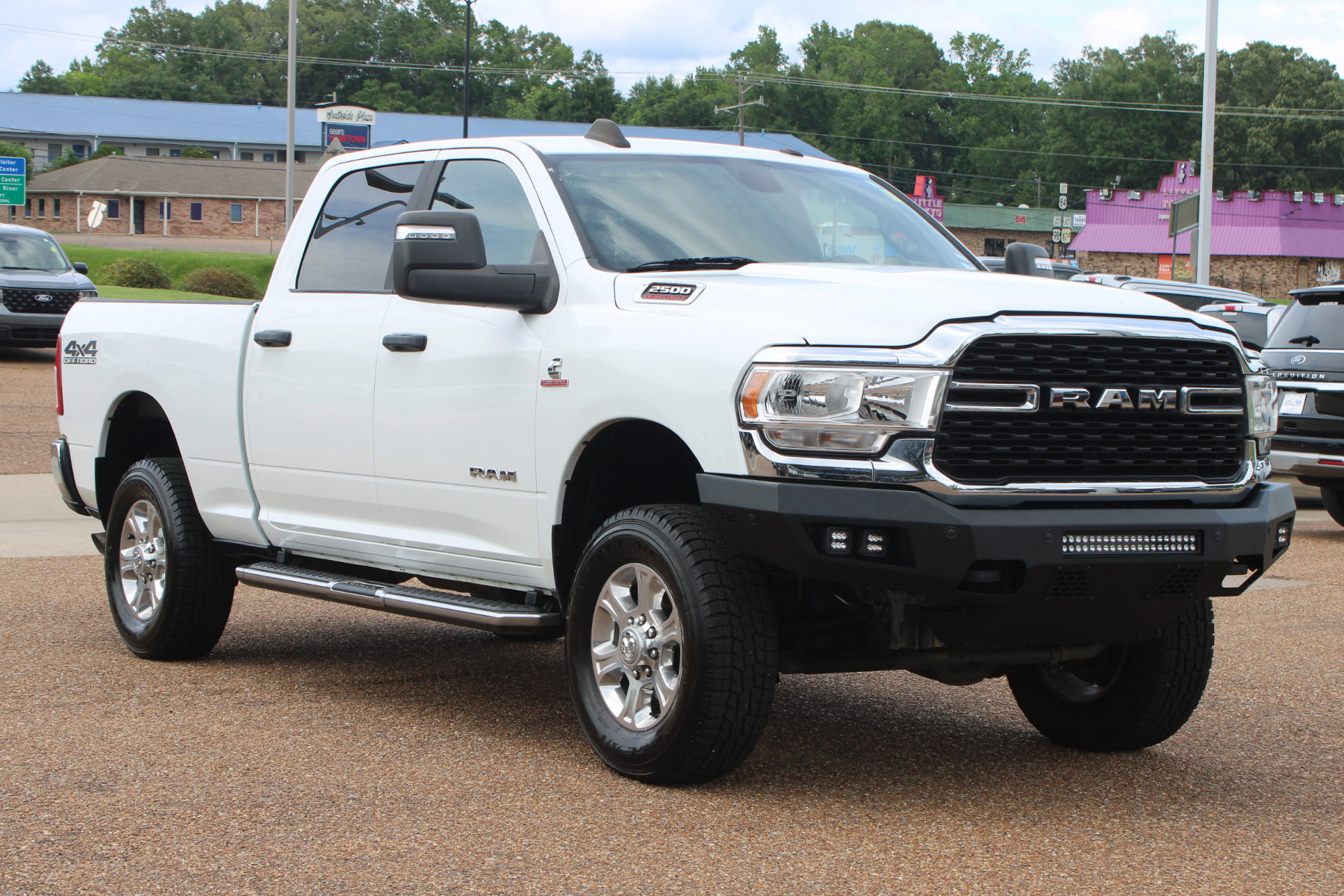 2024 RAM 2500 Big Horn 4X4 Crew Cab SWB's photo