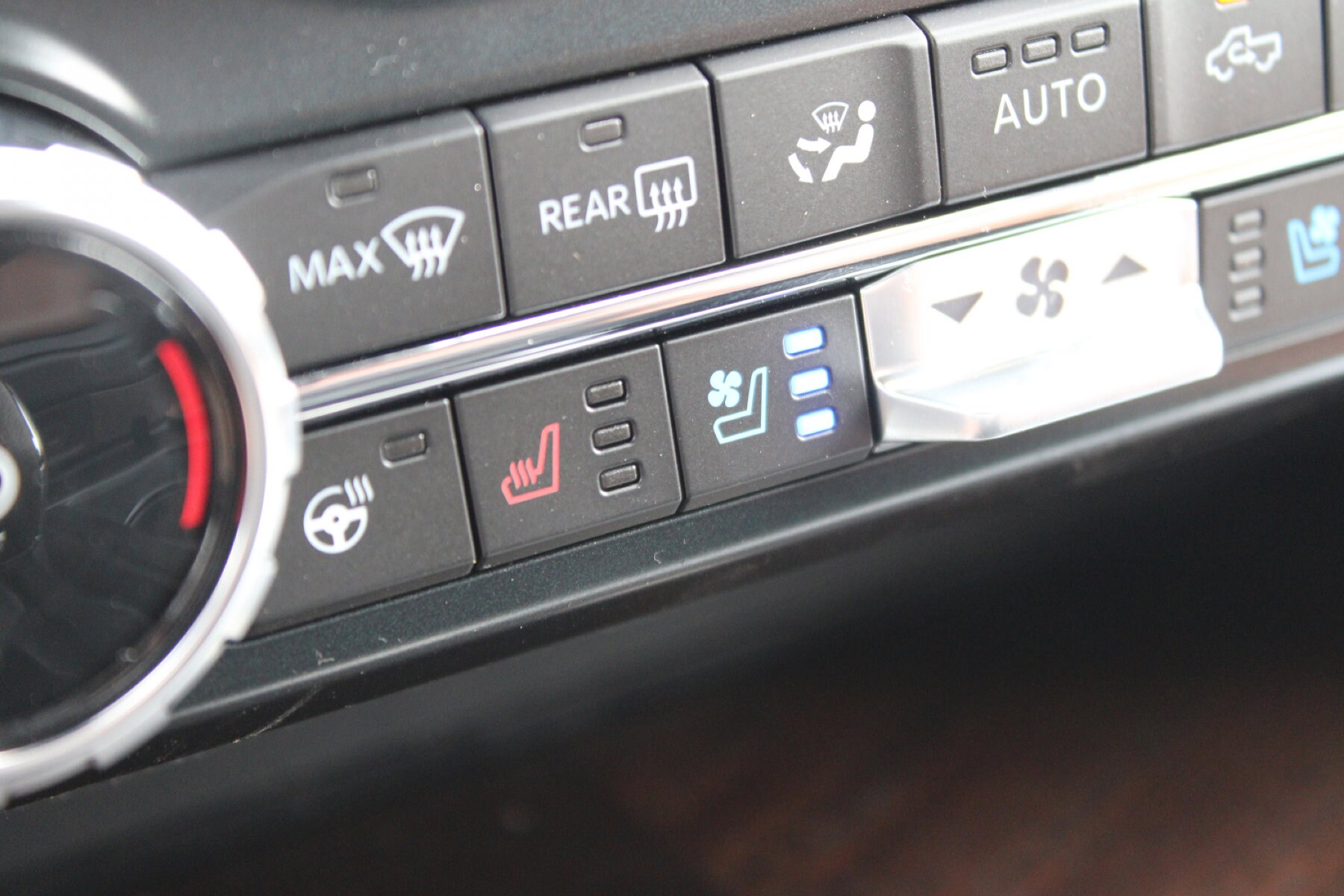 2025 Ford F-150 King Ranch photo 3