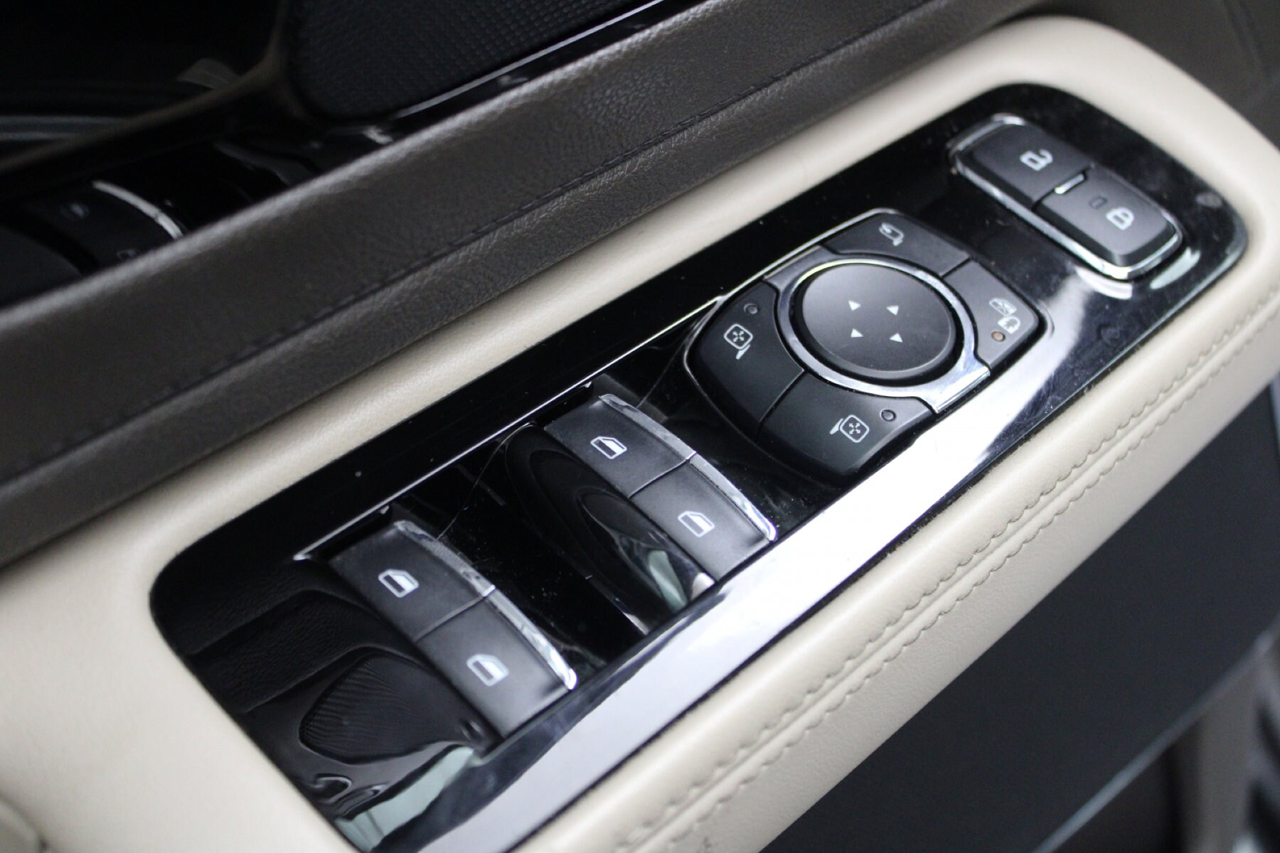 2023 Lincoln Aviator Reserve - Photo 16