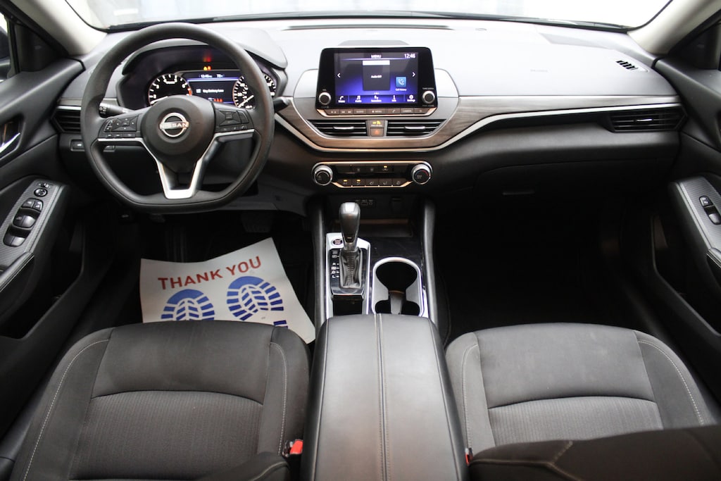 Used 2024 Nissan Altima 2.5 SV