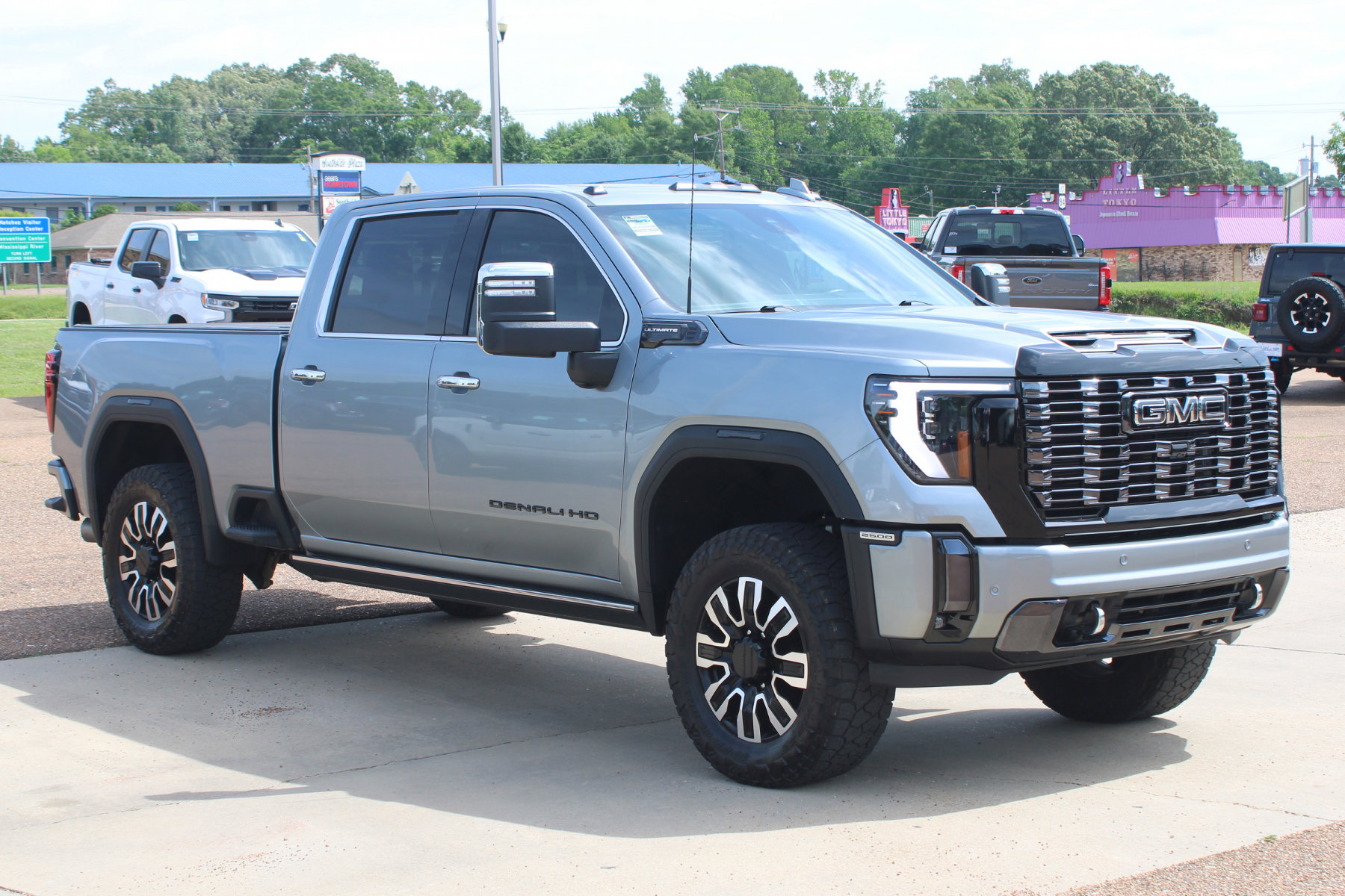 2024 GMC Sierra 4WD Crew Cab Long Box Denali Ultimate's photo