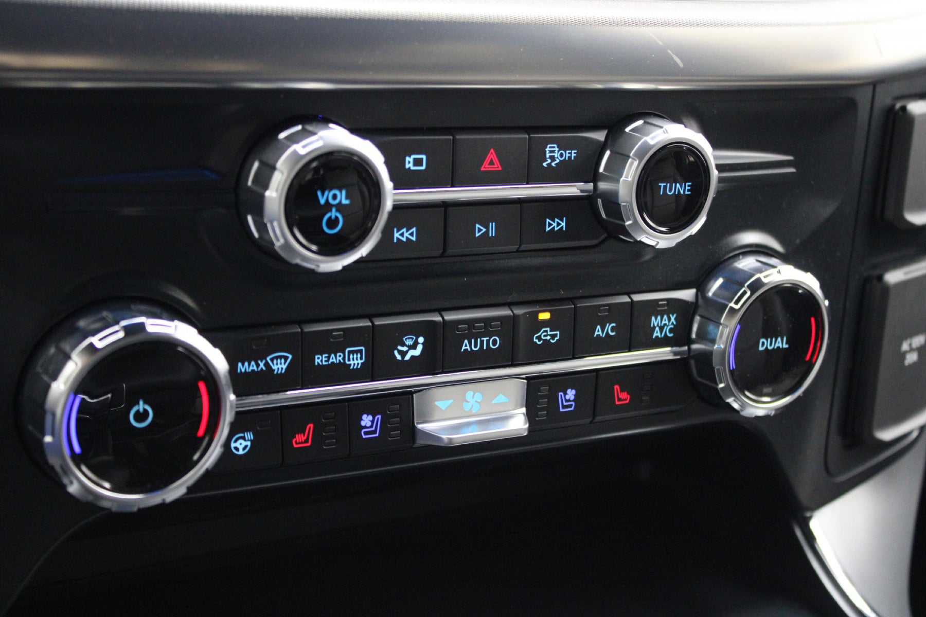 2025 Ford F-150 Lariat - Photo 15