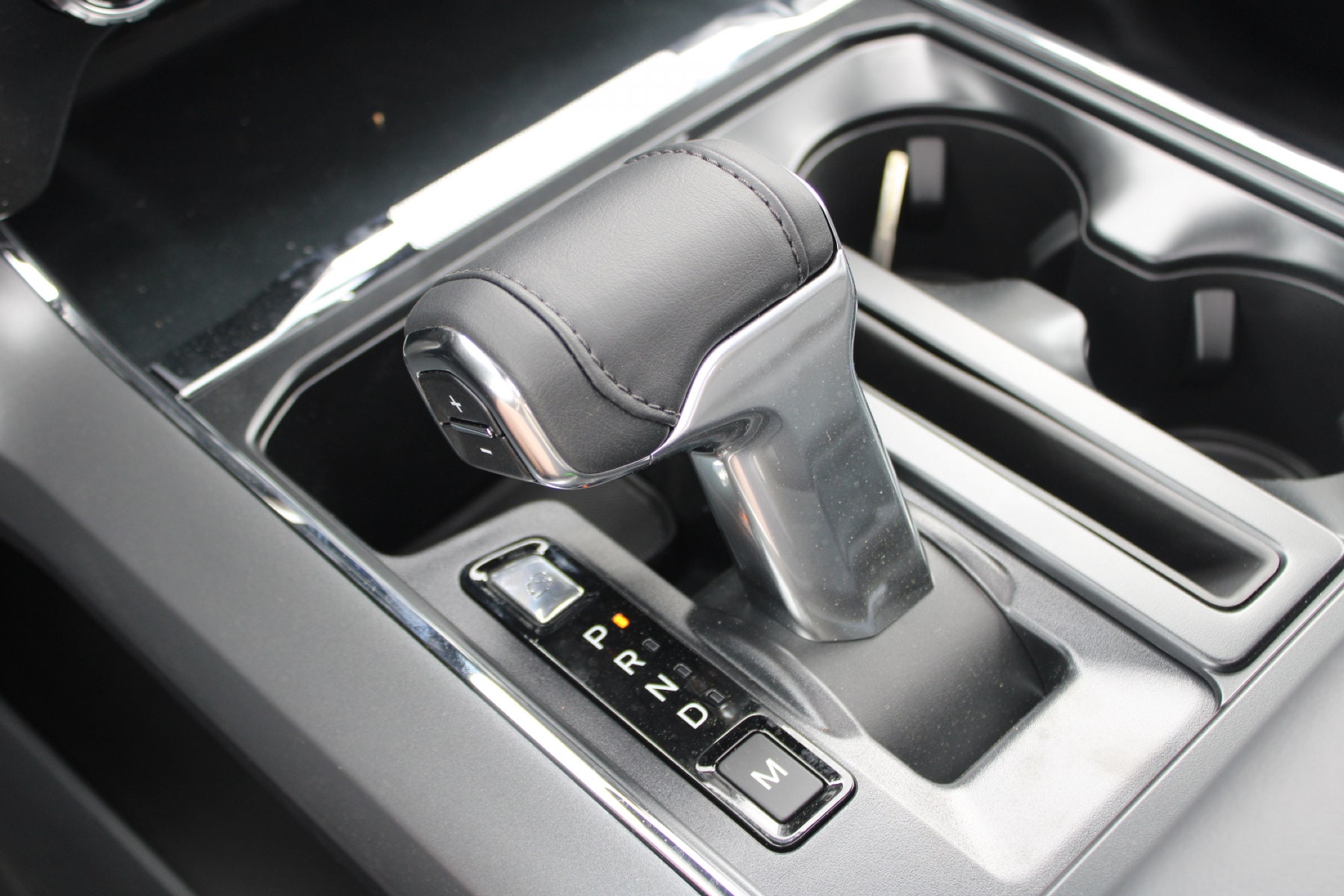 2025 Ford F-150 Lariat - Photo 13