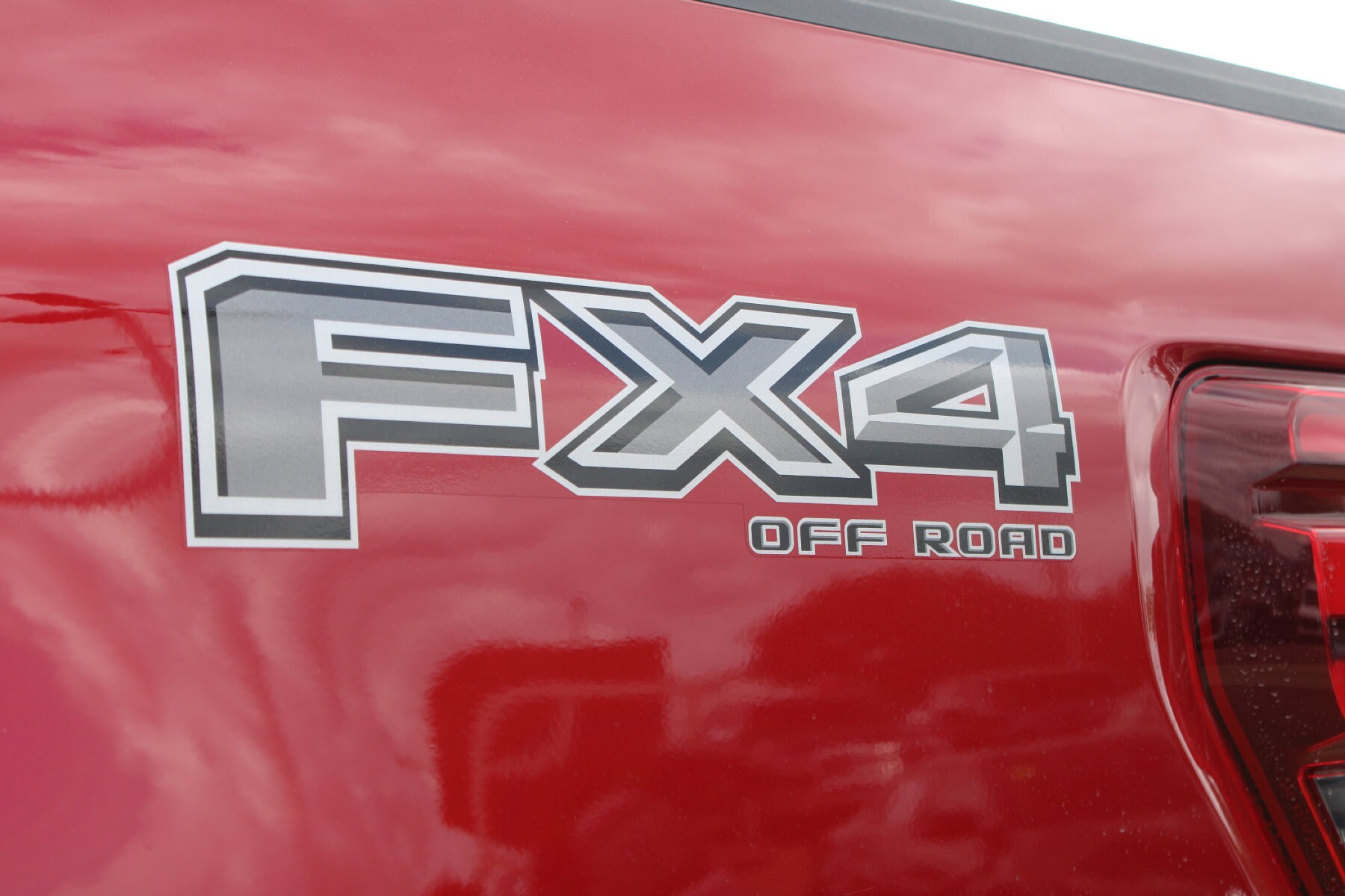 2025 Ford F-150 Lariat - Photo 24