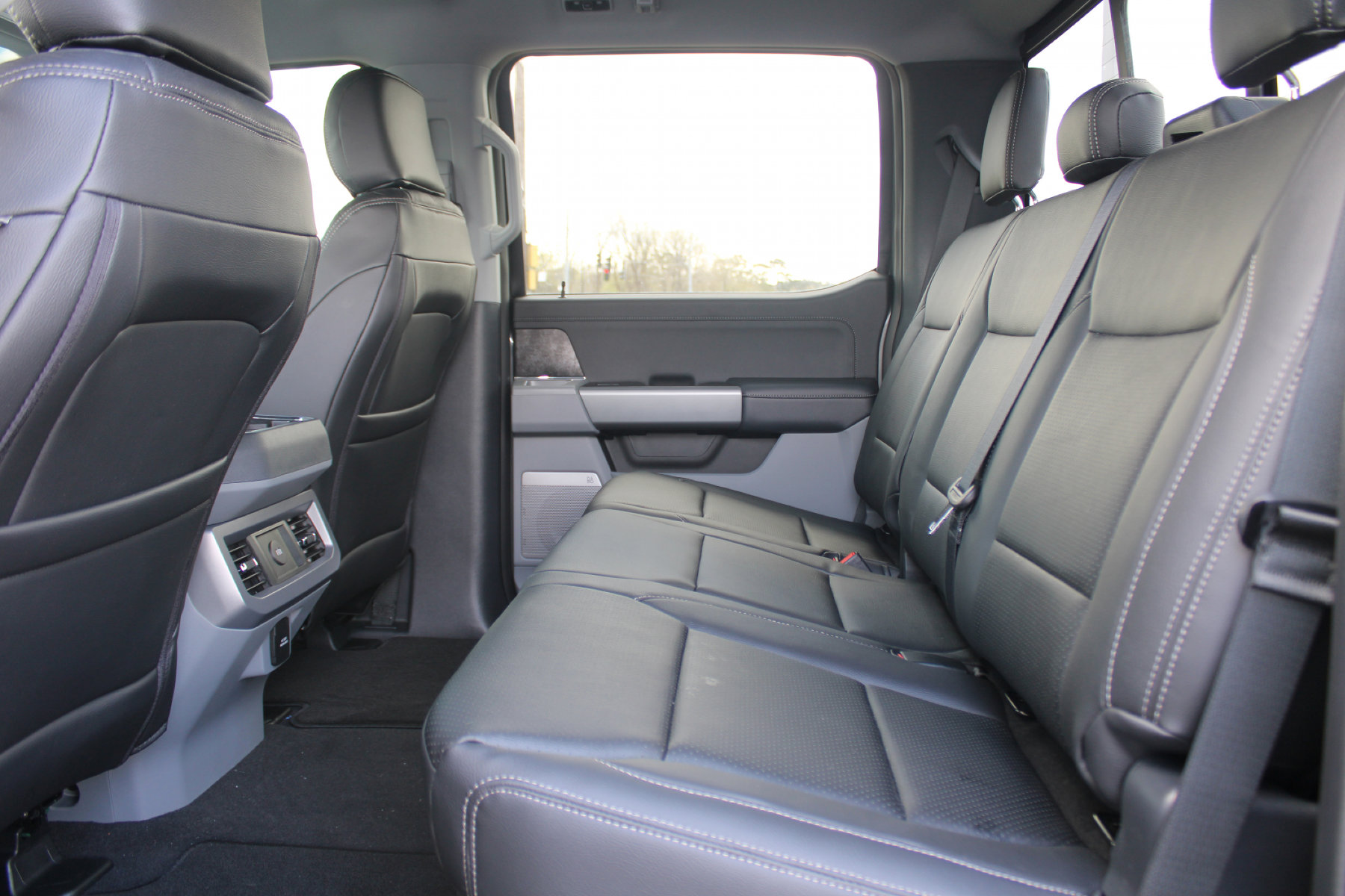 2026 Ford F-250 Super Duty XLT - Photo 18