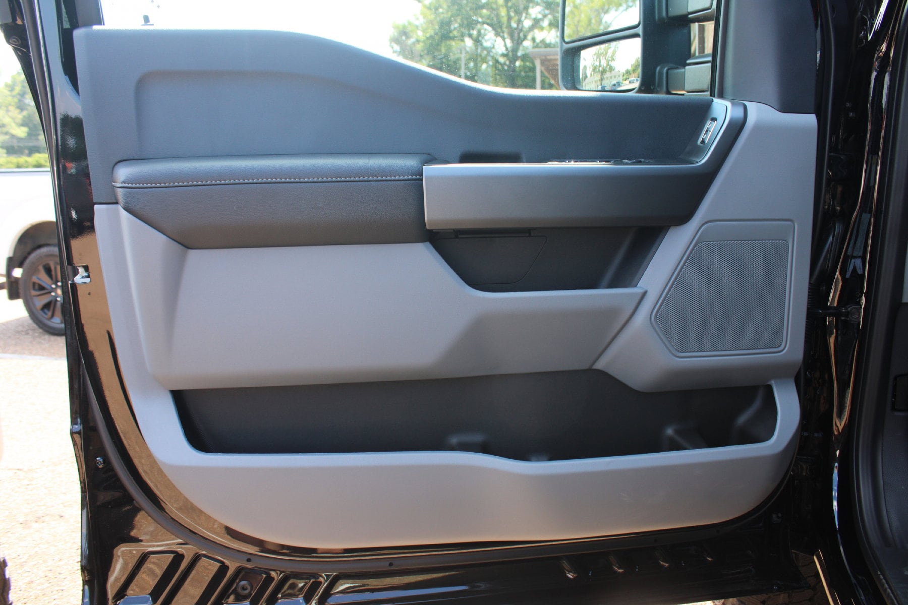 2026 Ford F-250 Super Duty XL - Photo 13