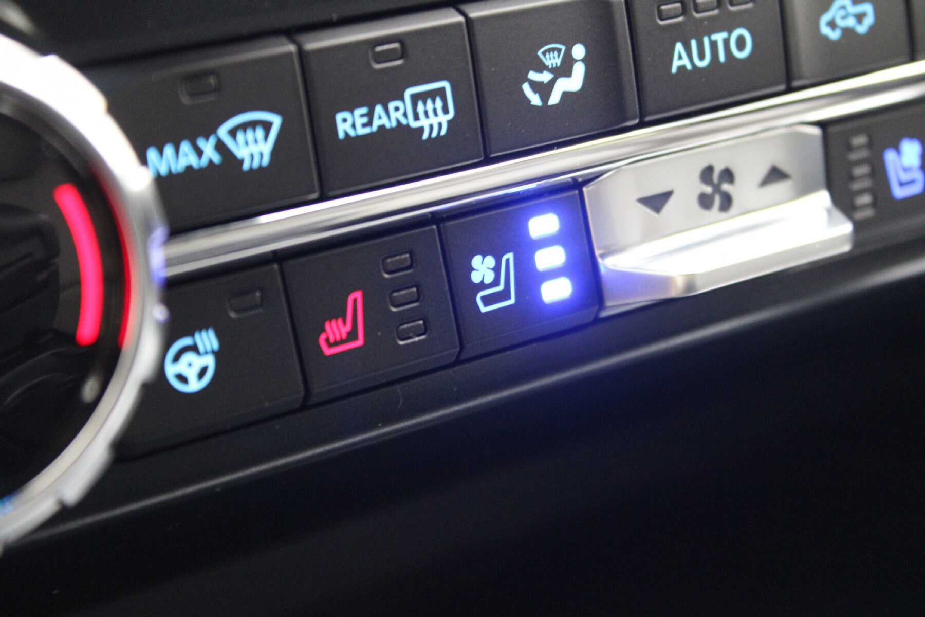 2025 Ford F-150 Lariat - Photo 3