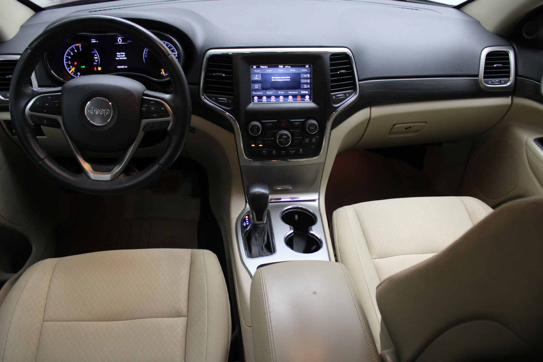 Used 2019 Jeep Grand Cherokee Laredo E with VIN 1C4RJFAG5KC655047 for sale in Natchez, MS