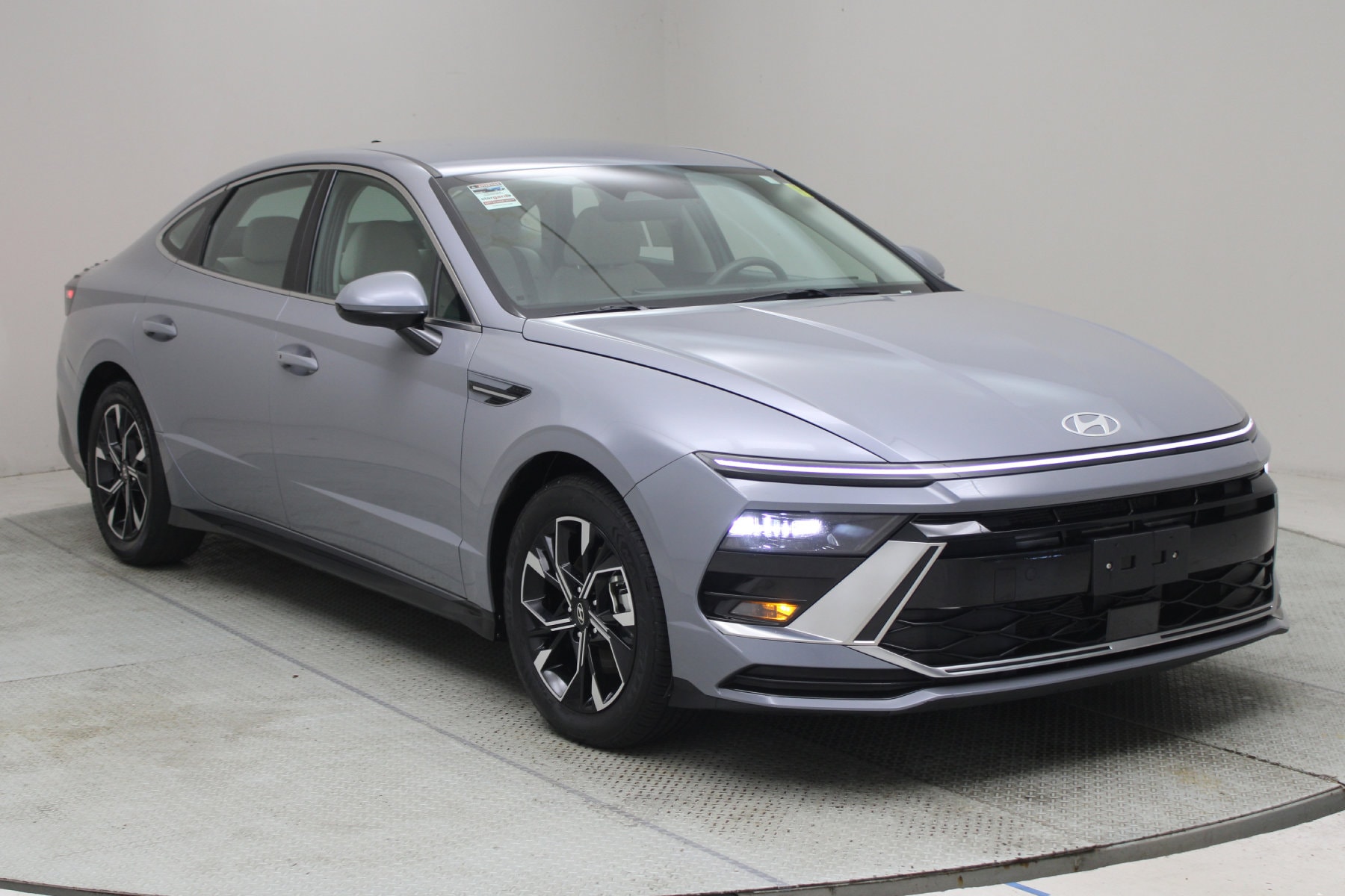 2024 Hyundai Sonata SEL's photo