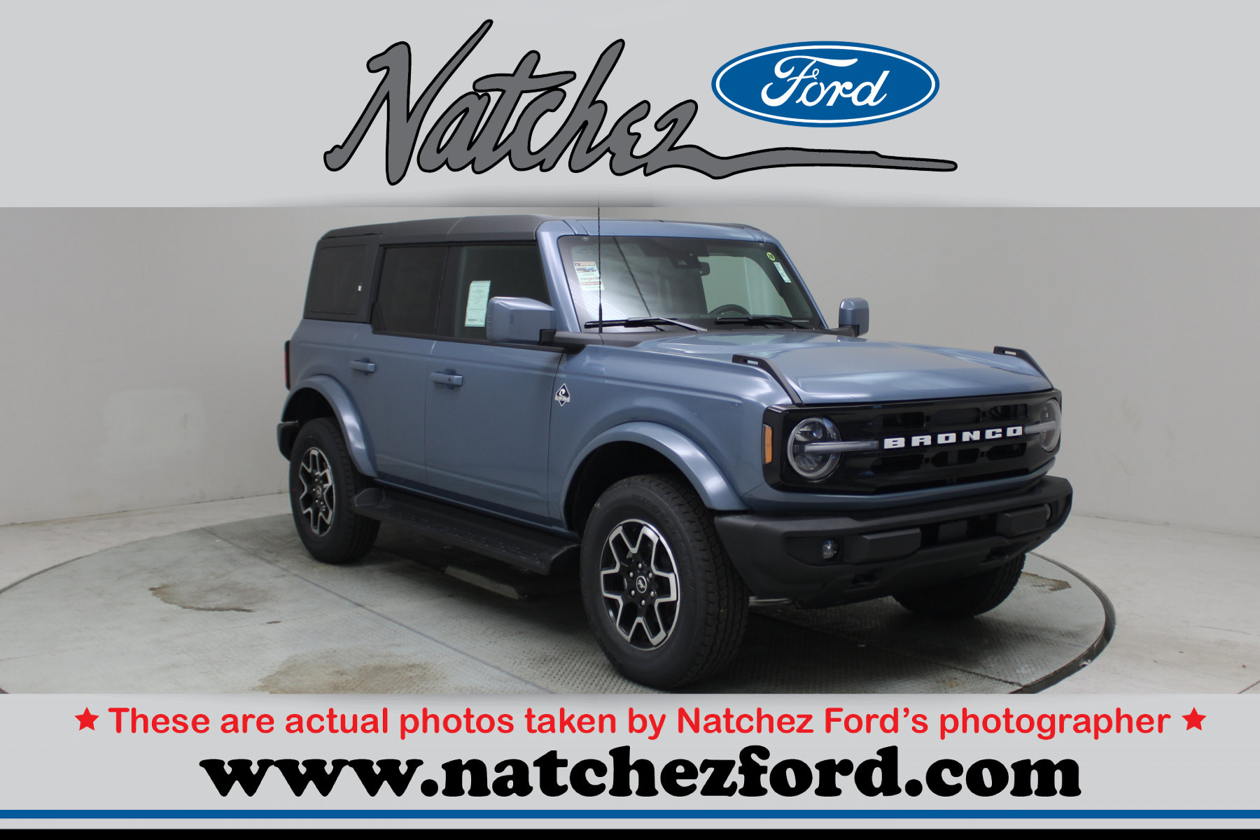 2025 Ford Bronco 4-Door Outer Banks's photo