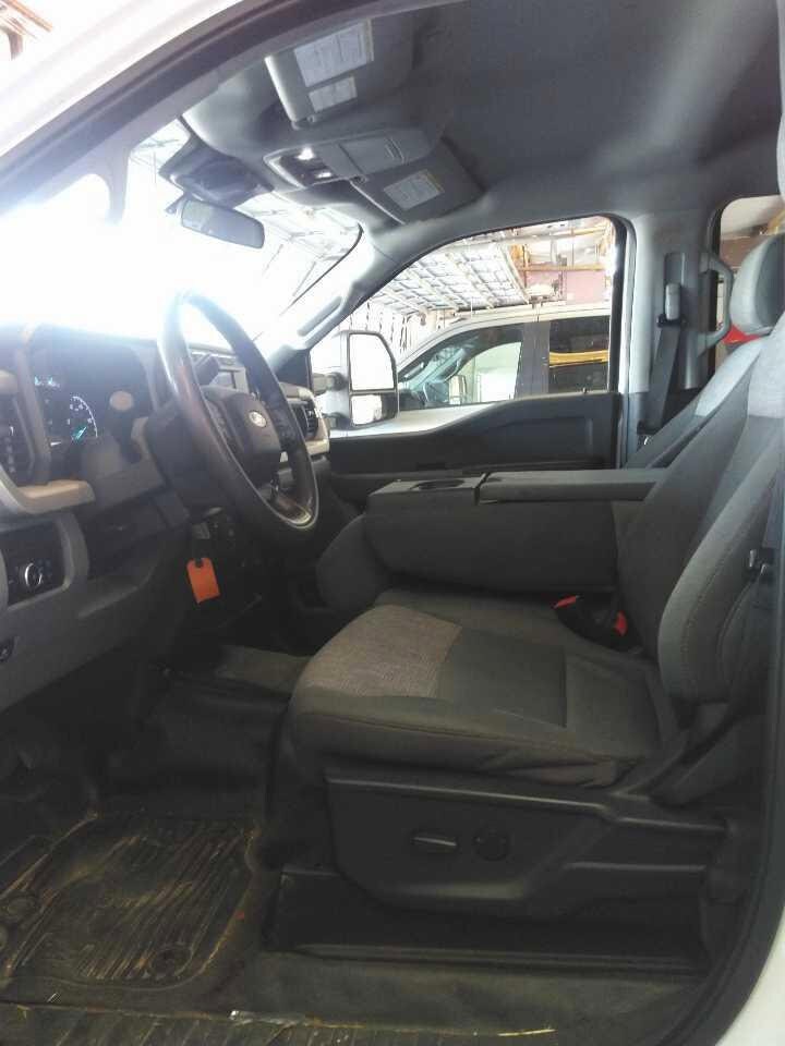 2024 Ford F-250 XLT photo 3