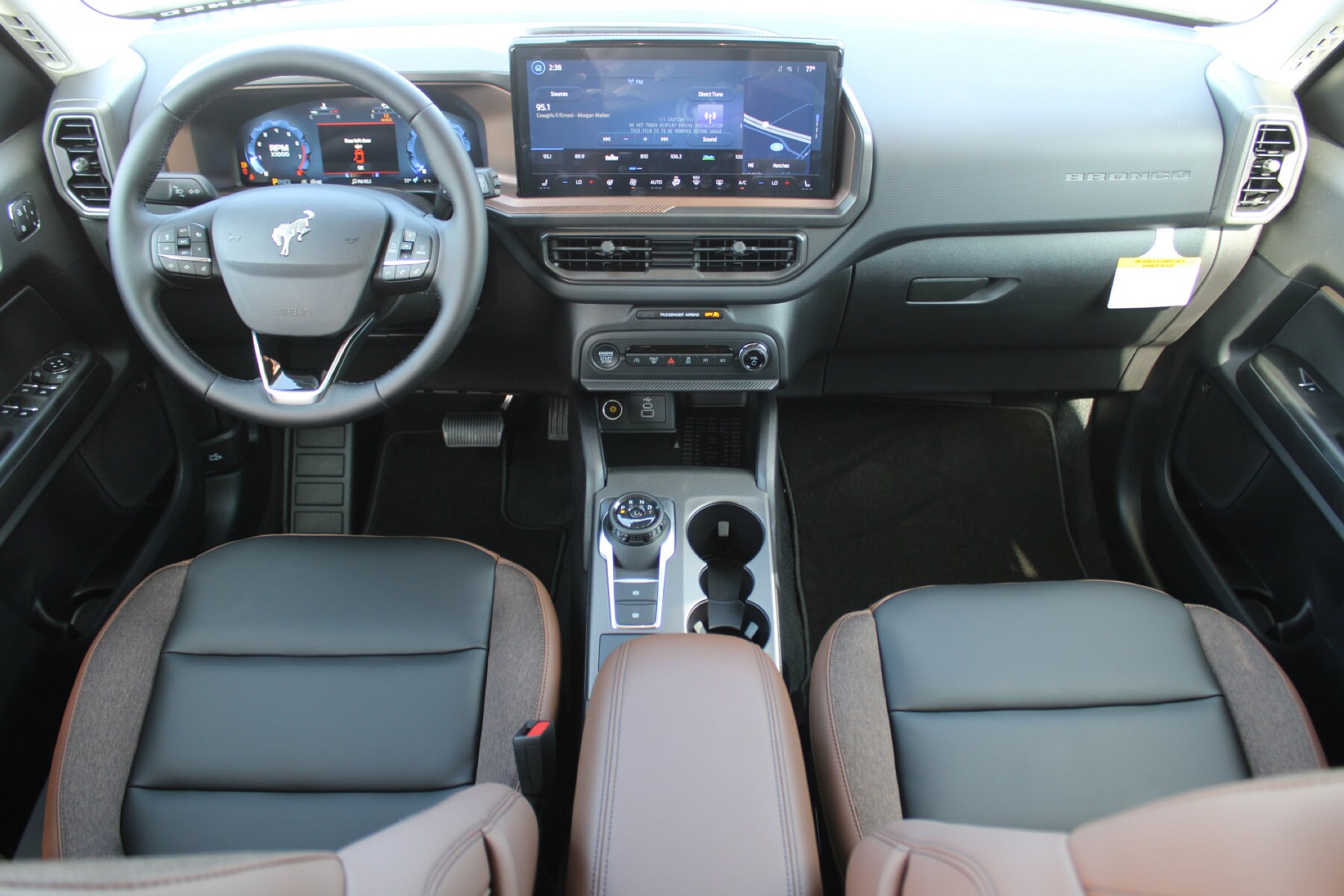 2025 Ford Bronco Sport Outer Banks - Photo 2