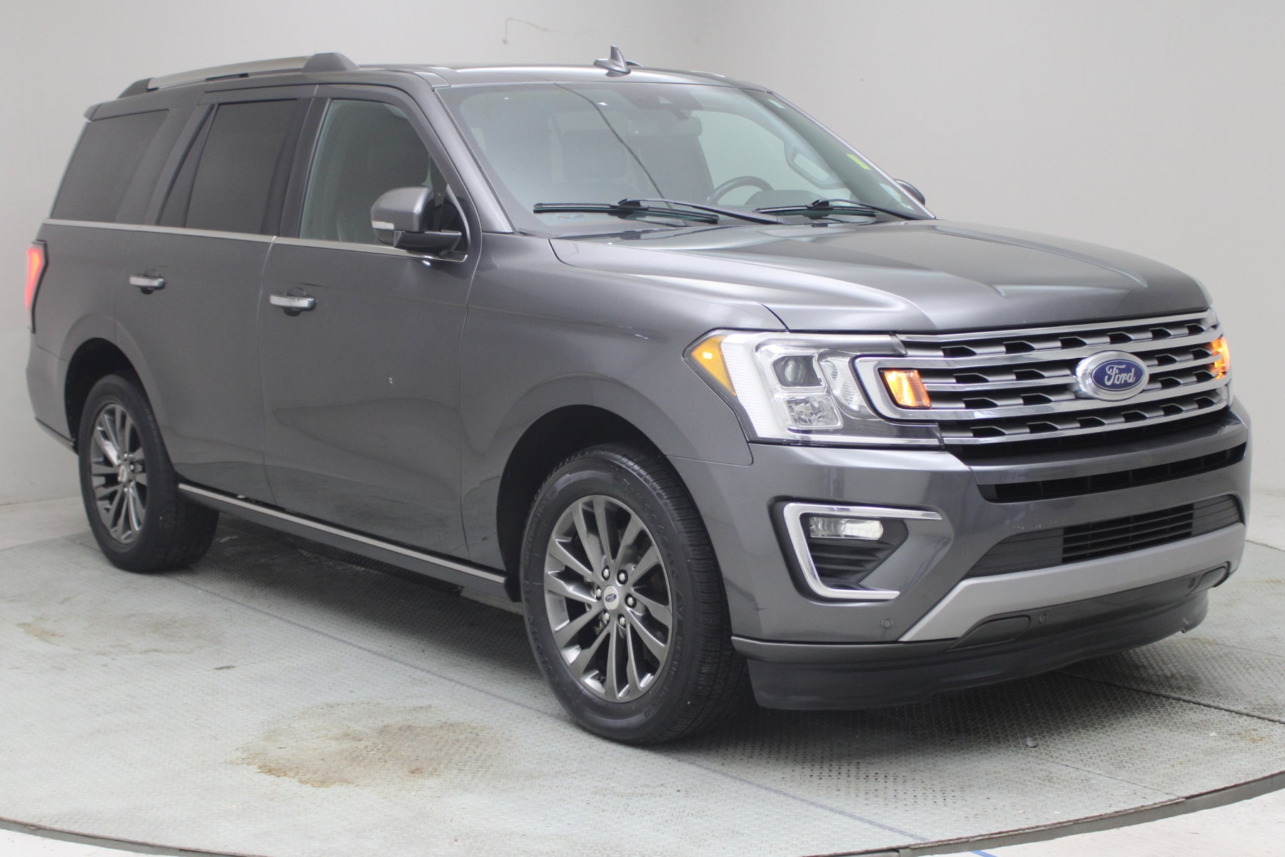 2020 Ford Expedition Limited's photo