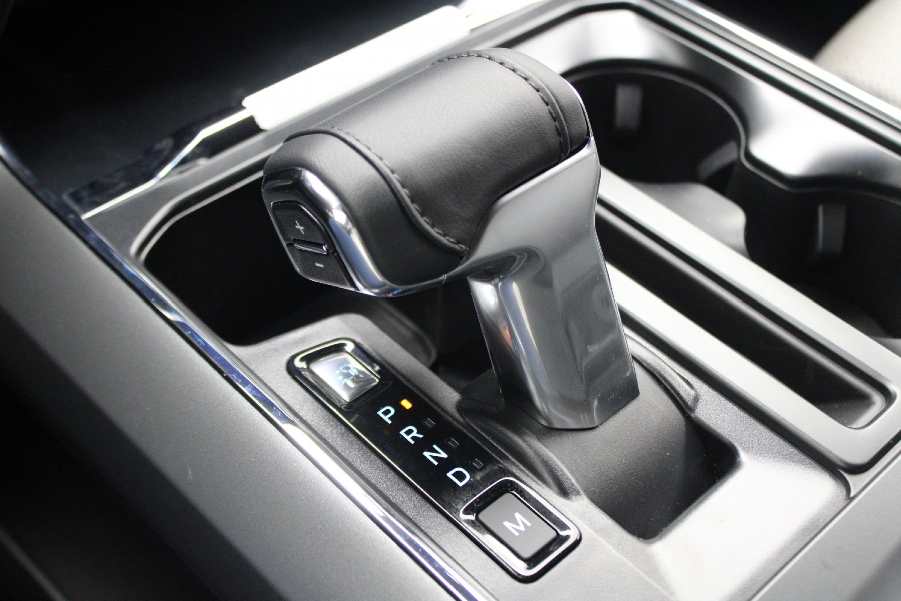 2025 Ford F-150 Lariat - Photo 13