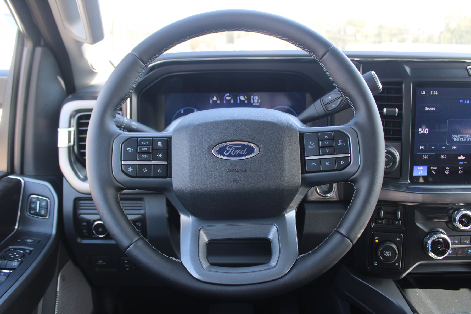 2026 Ford F-250 Super Duty Lariat - Photo 9