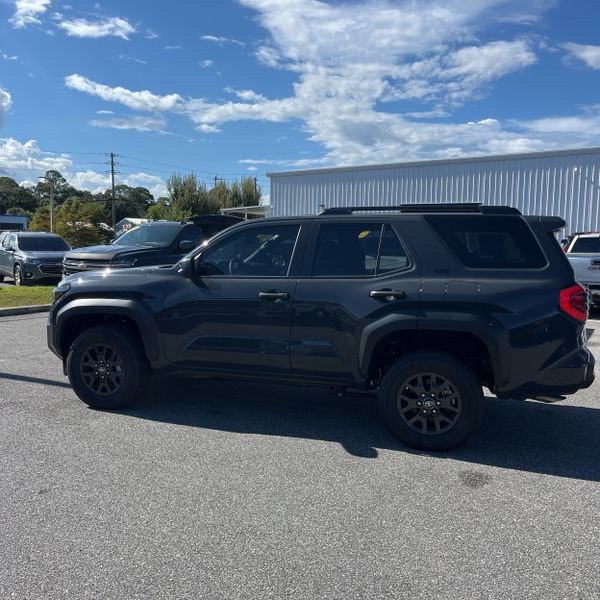 2025 Toyota 4Runner SR5 photo 2