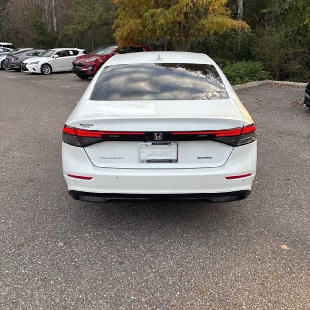 Used 2025 Honda Accord Hybrid EX-L Sedan