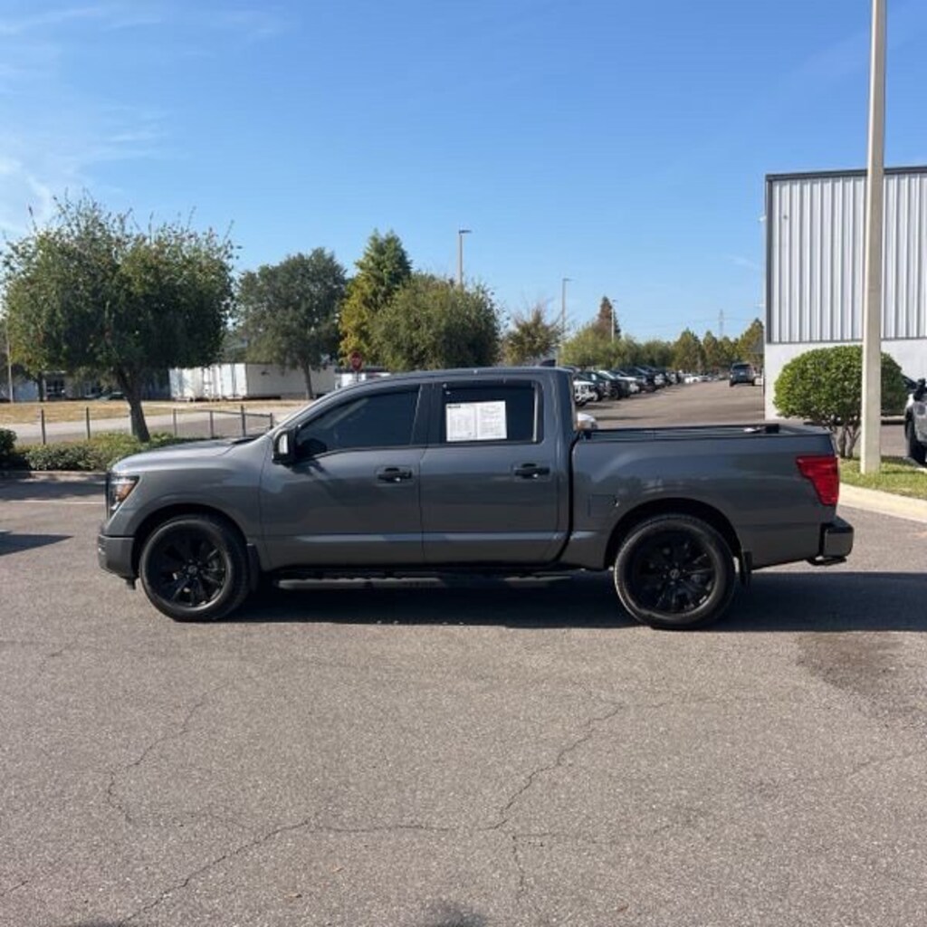 Used 2024 Nissan Titan SV Truck Crew Cab