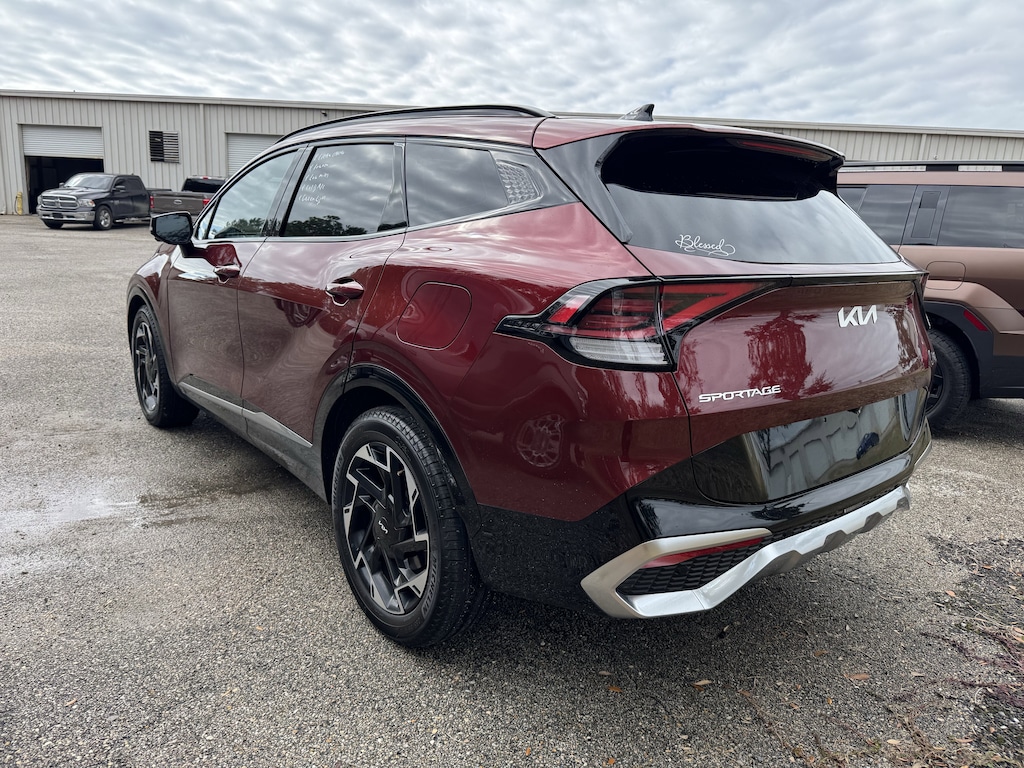 Used 2025 Kia Sportage SX-Prestige SUV