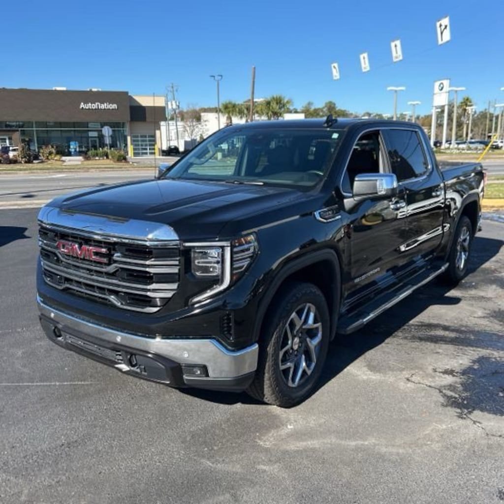 Used 2025 GMC Sierra 1500 SLT Truck Crew Cab