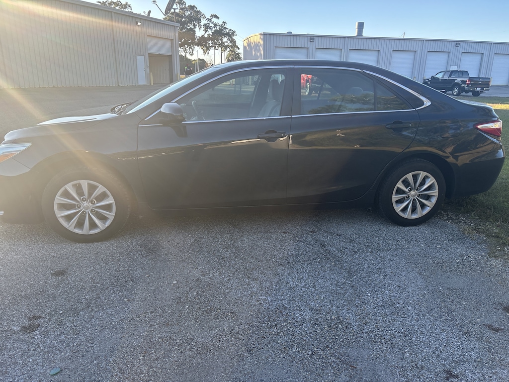 Used 2016 Toyota Camry LE