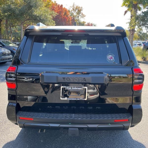 2025 Toyota 4Runner SR5 photo 4