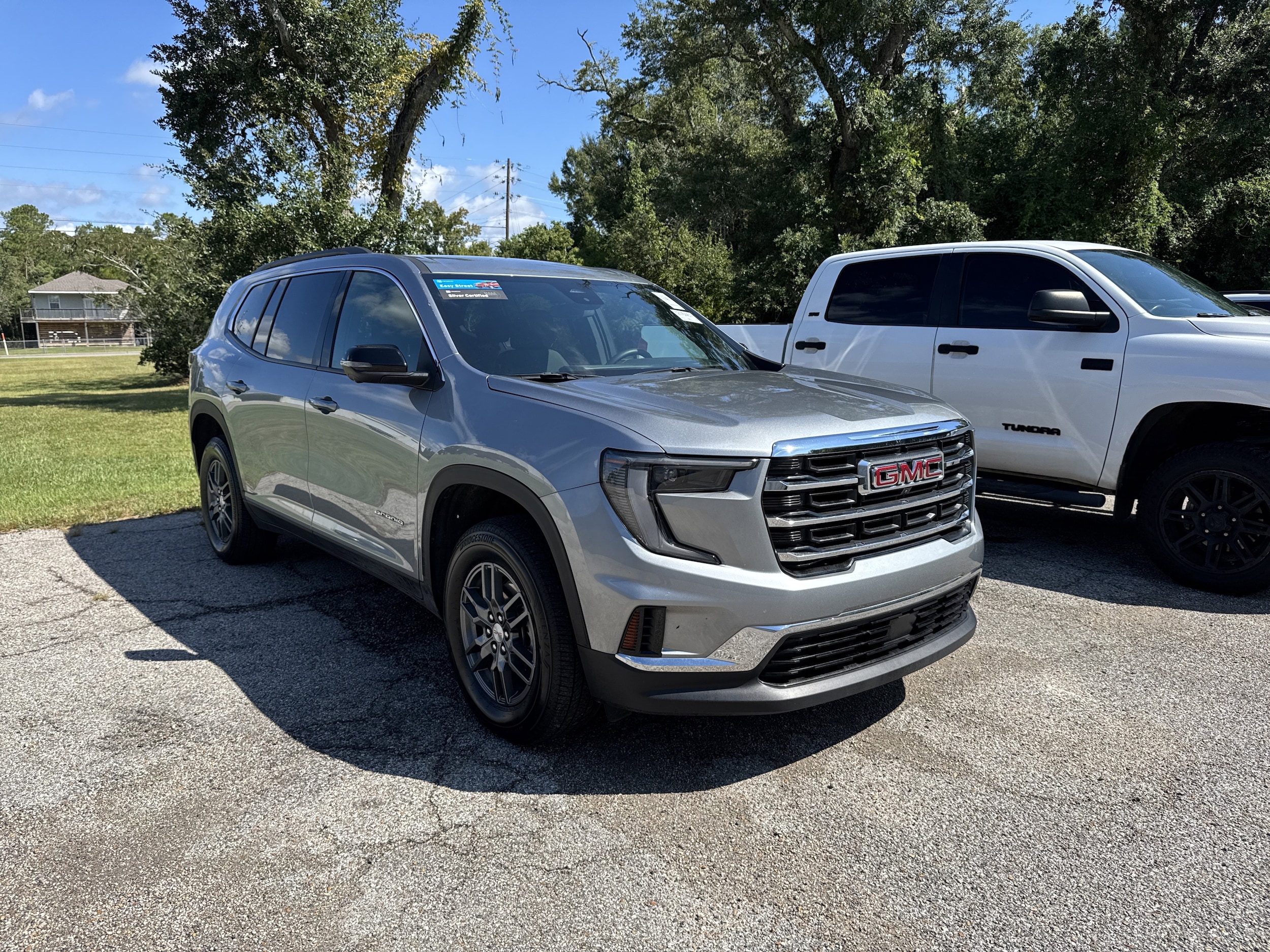 2025 GMC Acadia