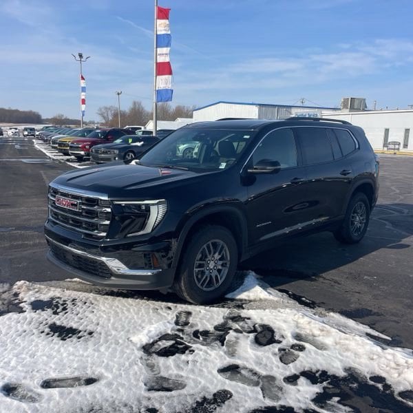 2025 GMC Acadia Elevation's photo