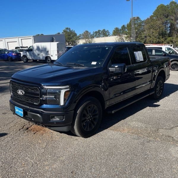 2025 Ford F-150 Lariat's photo