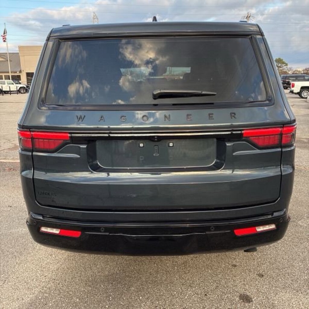 Used 2025 Jeep Wagoneer Series II Carbide SUV