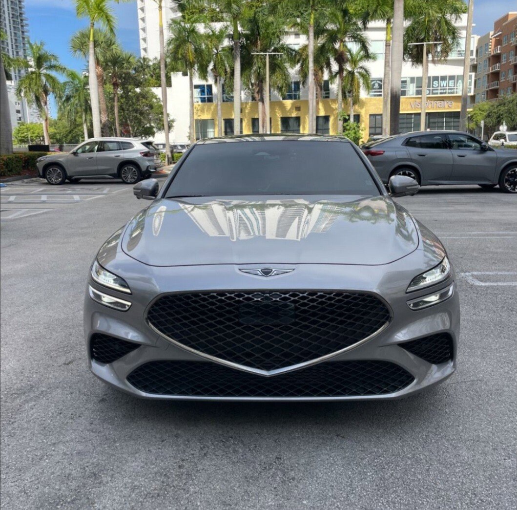2025 Genesis G70 3.3T Sport Advanced photo 2