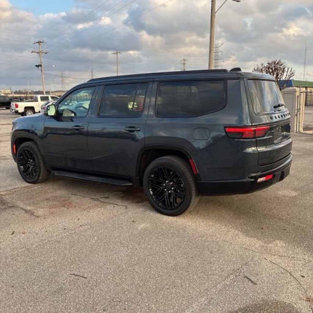 Used 2025 Jeep Wagoneer Series II Carbide SUV