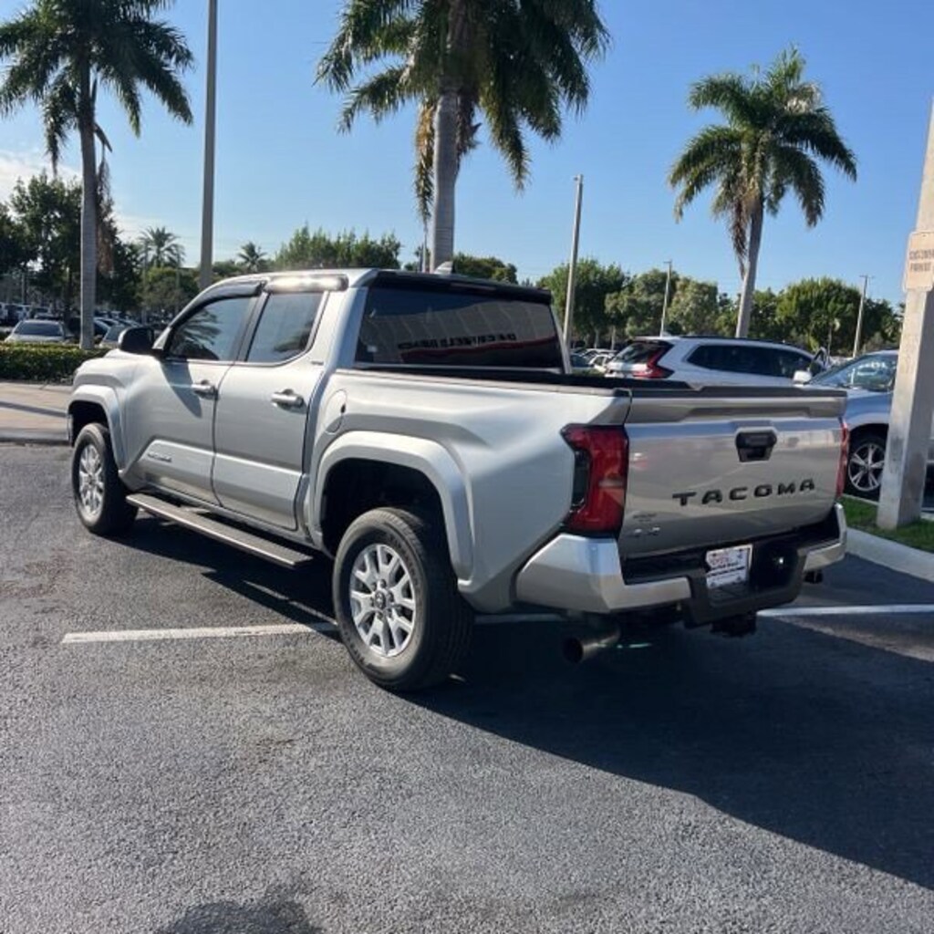 Used 2024 Toyota Tacoma 4WD SR5 Truck Double Cab