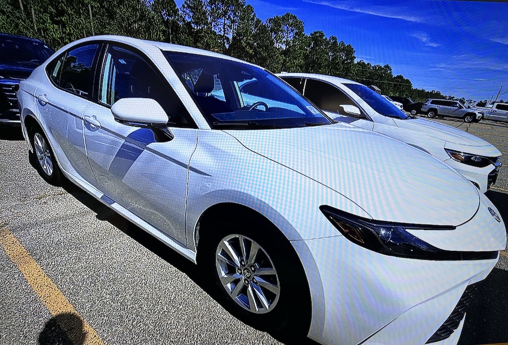 Used 2025 Toyota Camry LE