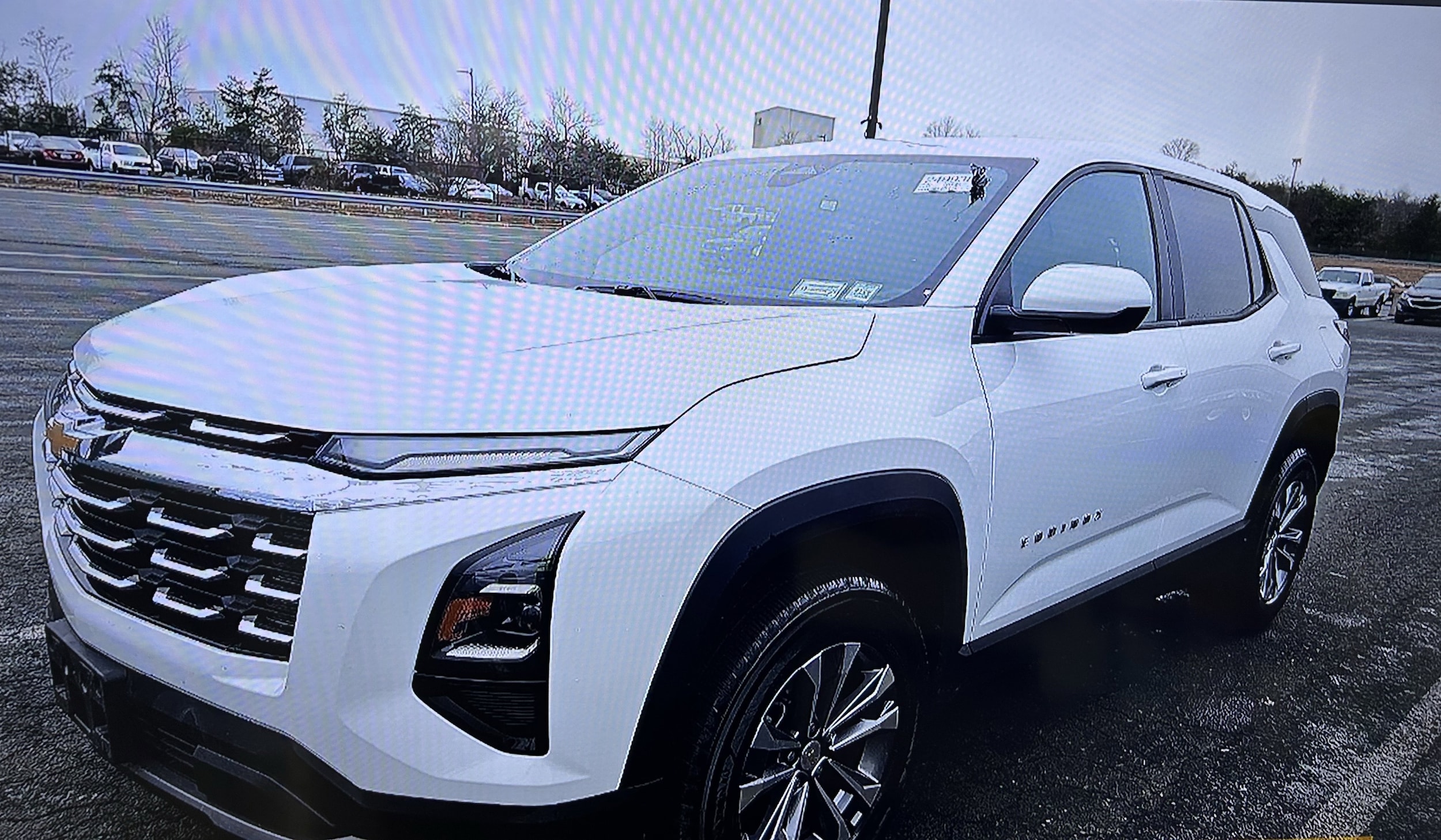 2025 Chevrolet Equinox LT's photo