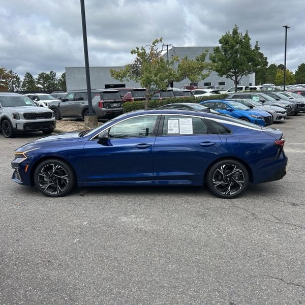 2025 Kia K5 GT-Line photo 2