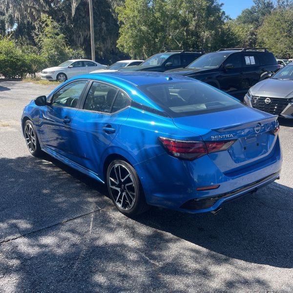 2025 Nissan Sentra SR photo 3